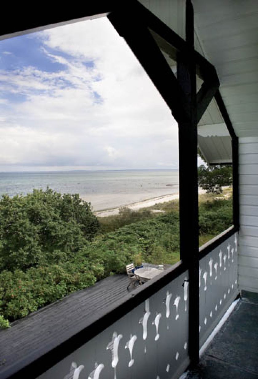 Thomas wyjeżdża często i chętnie, ale nigdzie tak nie odpoczywa jak w domu nad morzem.