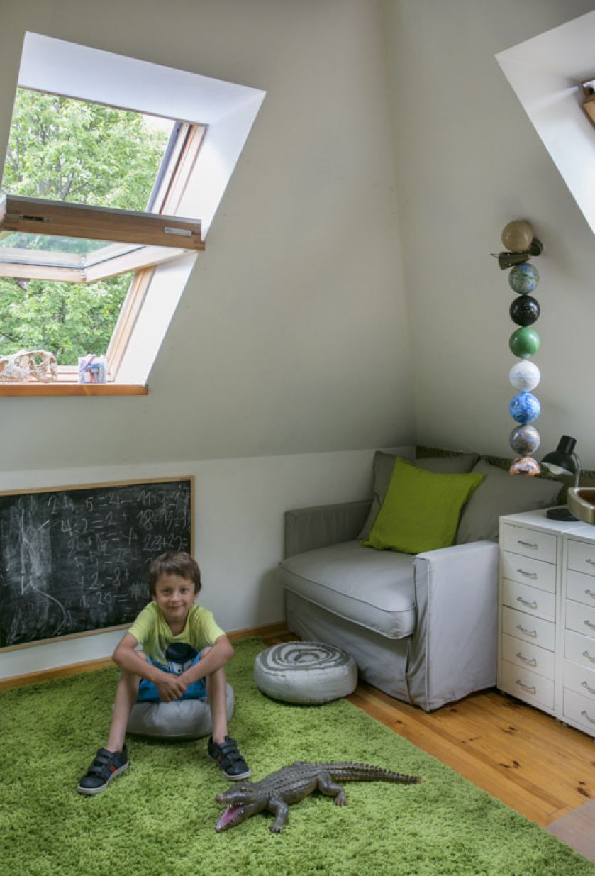 Drewniany dworek po latach. Drewniany dworek po latach