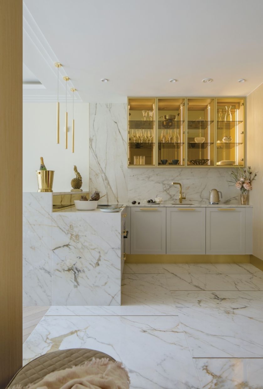 złota kuchnia aranżacje inspiracje