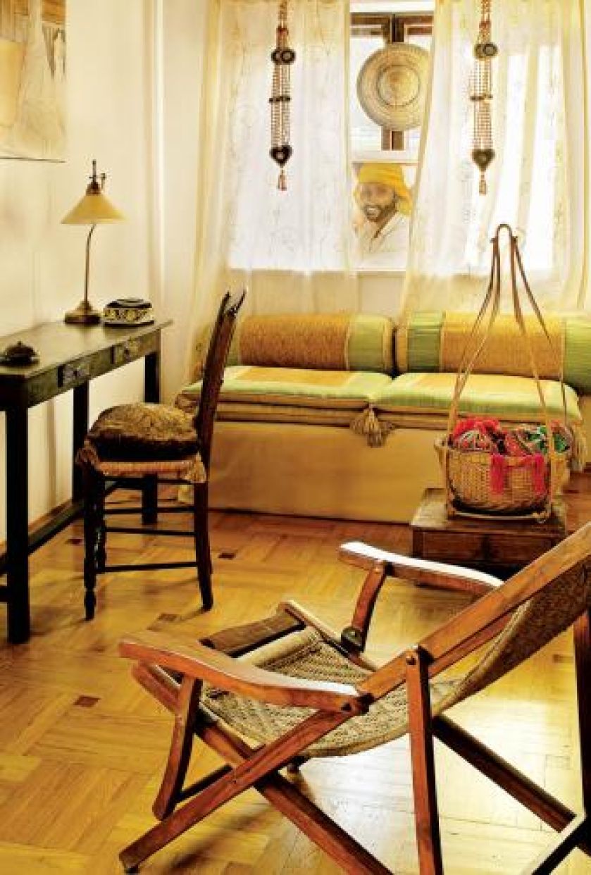 Drewniana konsola. Nieustająca podróż