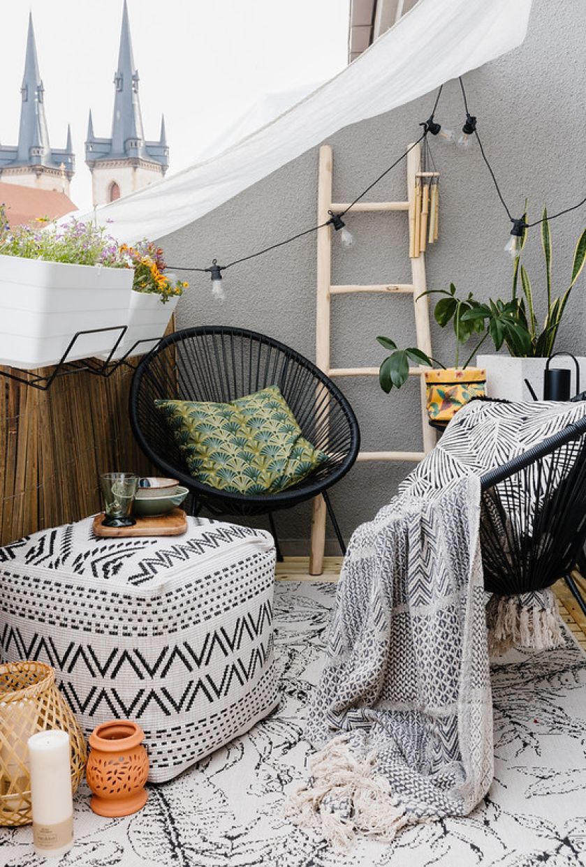 zadaszenie na mały balkon