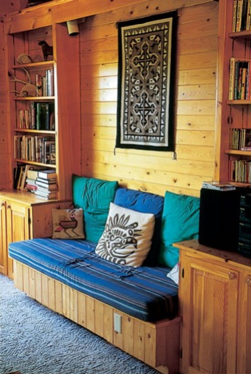 Kącik wypoczynkowy. Górska chata