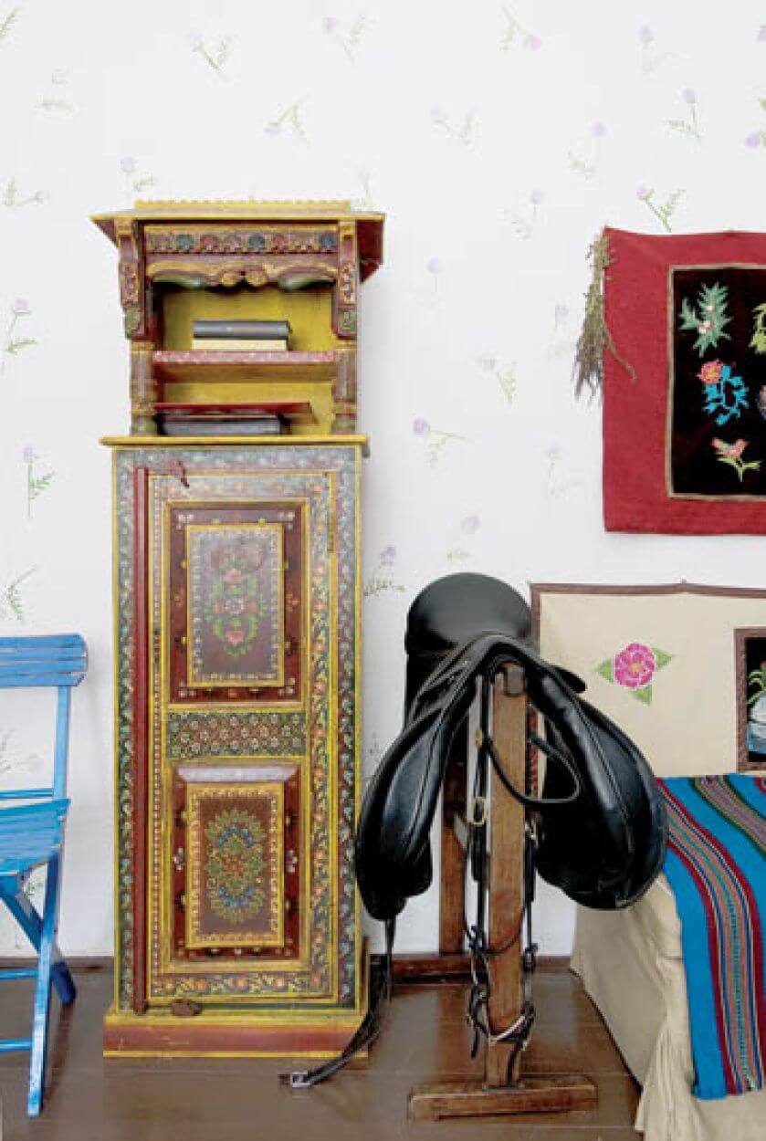 O wyglądzie domu zadecydowały babka i ciotka, potem mama. One zrobiły własnoręcznie większość rzeczy, zmuszone