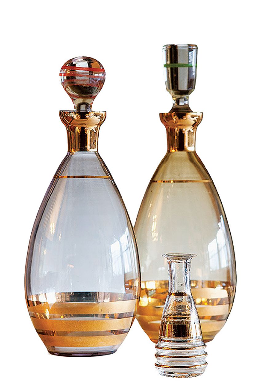 Z malowanego szkła. Do wódeczki