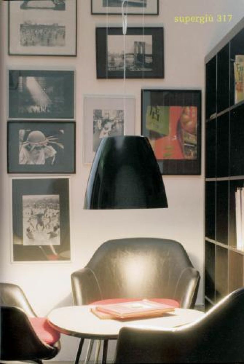 W sam raz do nowoczesnego stolika w salonie. GOEMI DESIGN