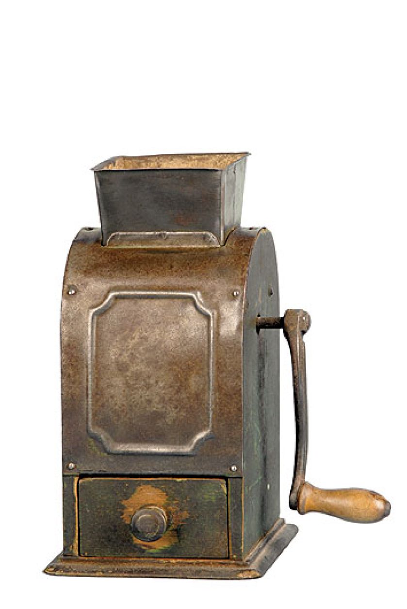 Opatentowany we Francji, dźwignia z boku ułatwiała mielenie, lata 20. XX w., www.muzeum.pozegnanie.com