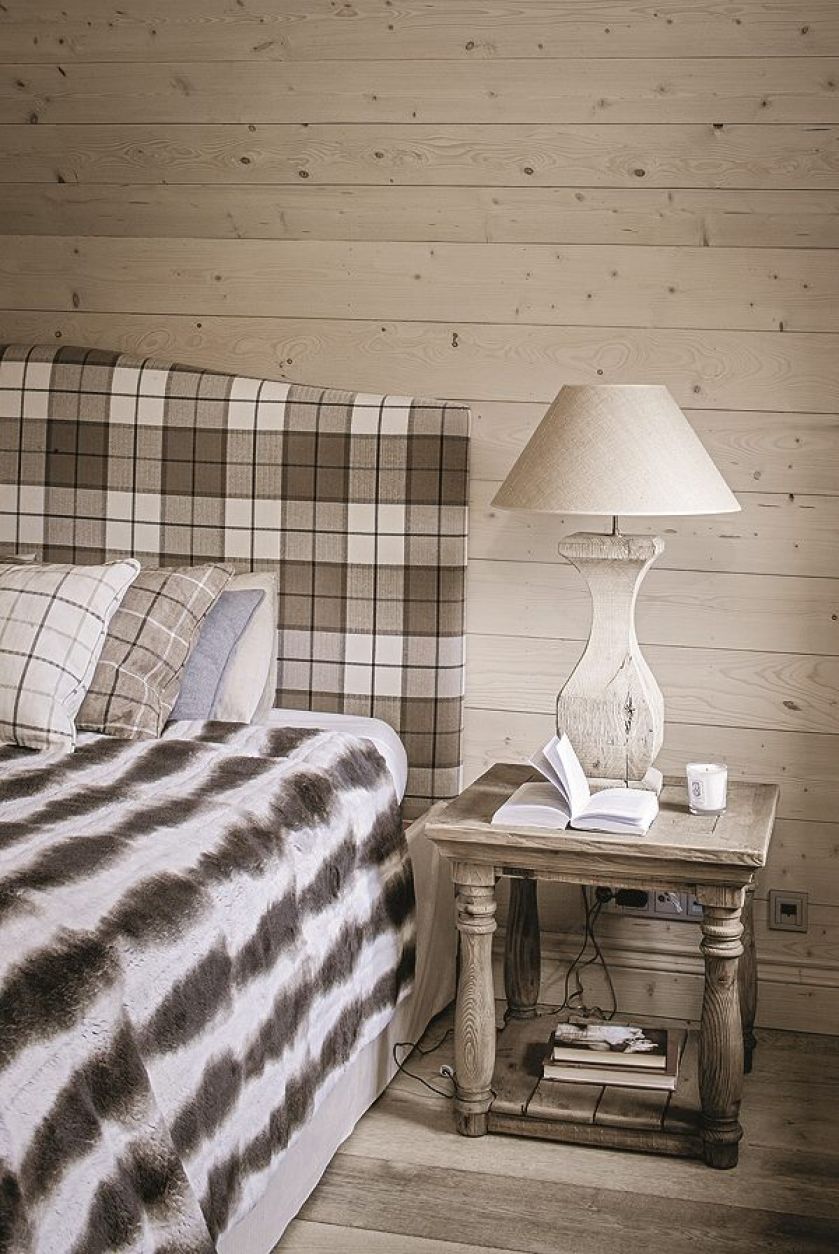 drewno w sypialni w stylu francuskim