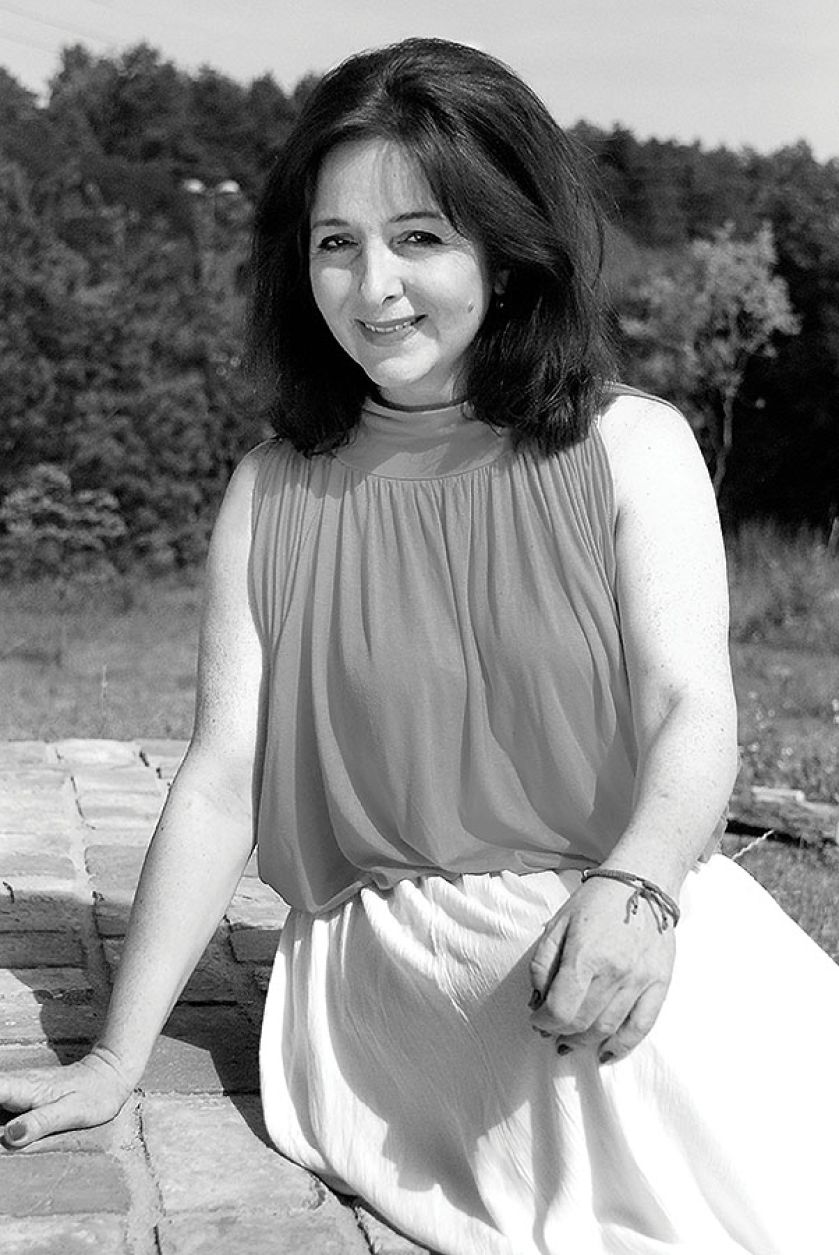 Ciągle poznaje nowe style, choć niezmiennie najbardziej fascynują ją Francja i Włochy. Lubi wynajdywać rzeczy