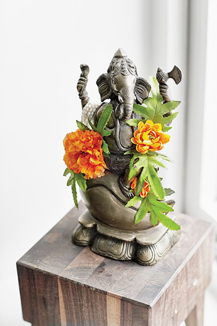 Figurka przywieziona z wakacji w Indiach.