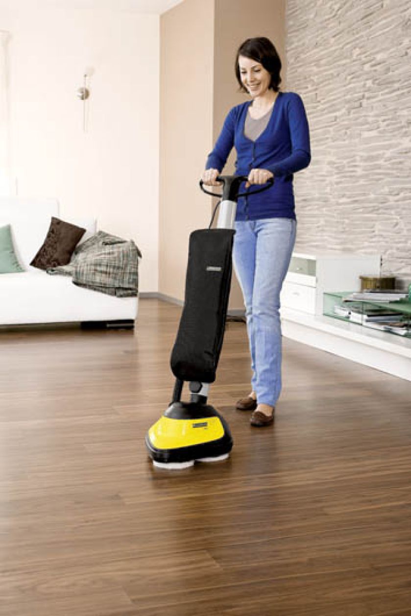 Froterka FP 303 do pielęgnacji podłóg drewnianych, kamiennych, laminowanych, korkowych i PCV. KÄRCHER