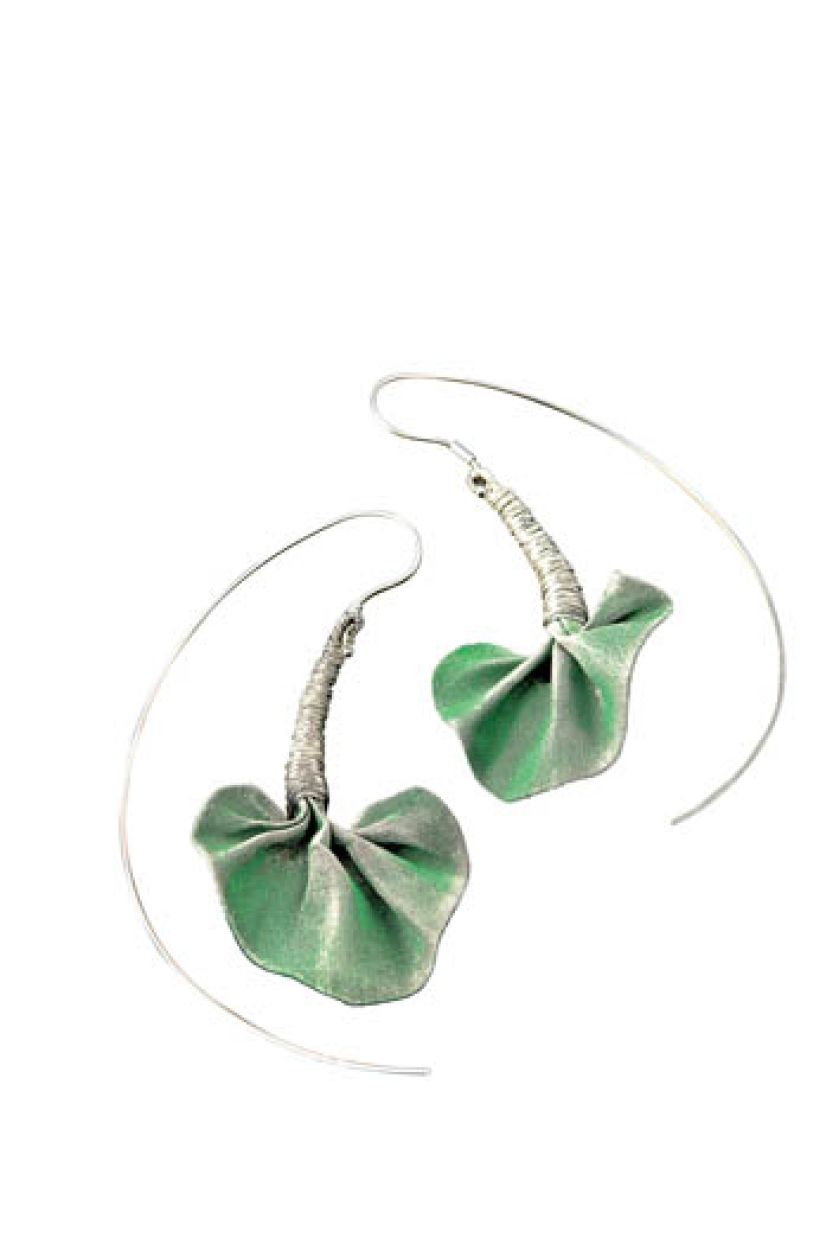 Kolczyki - Paweł Kaczyński. Biżuteria jak jesienne liście