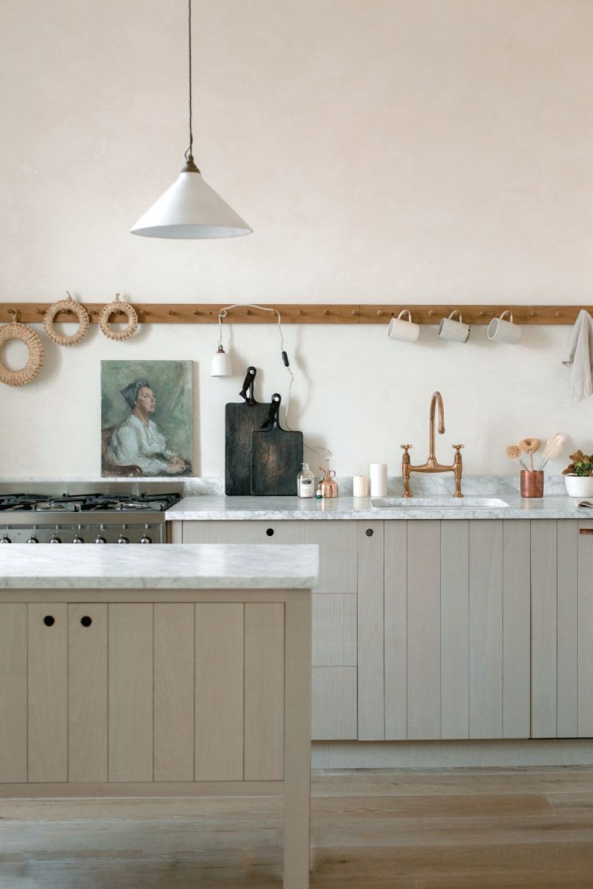 co na ścianę w kuchni zamiast górnych szafek