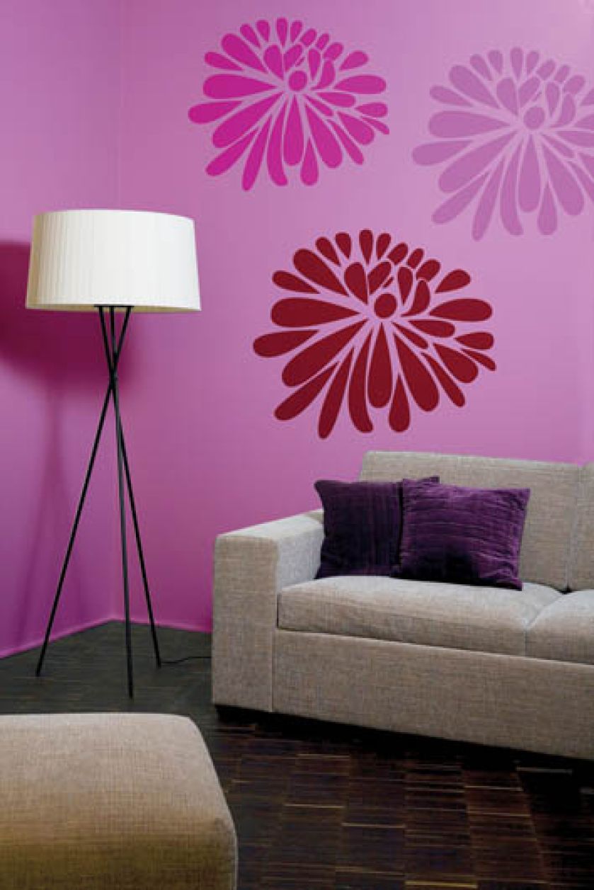 Optiva Satin Matt (40,72 zł/0,9 litra). TIKKURILA