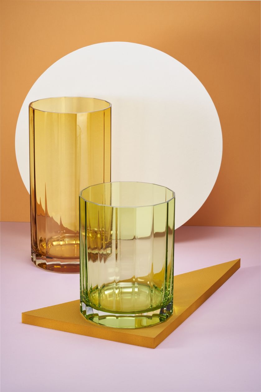 Unikalna, limitowana kolekcja to efekt współpracy marki Krosno ze światowej sławy projektantem – Karimem Rashidem.