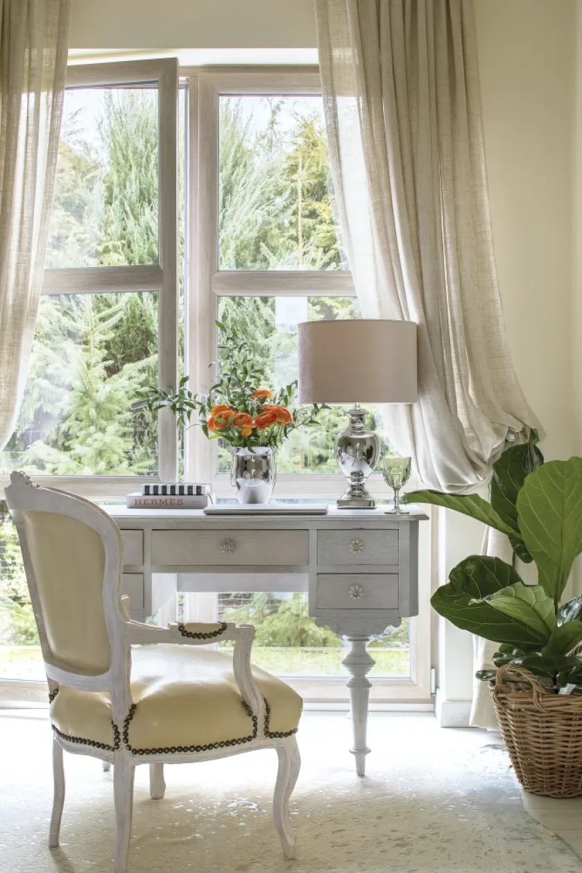 kobiecy gabinet aranżacje