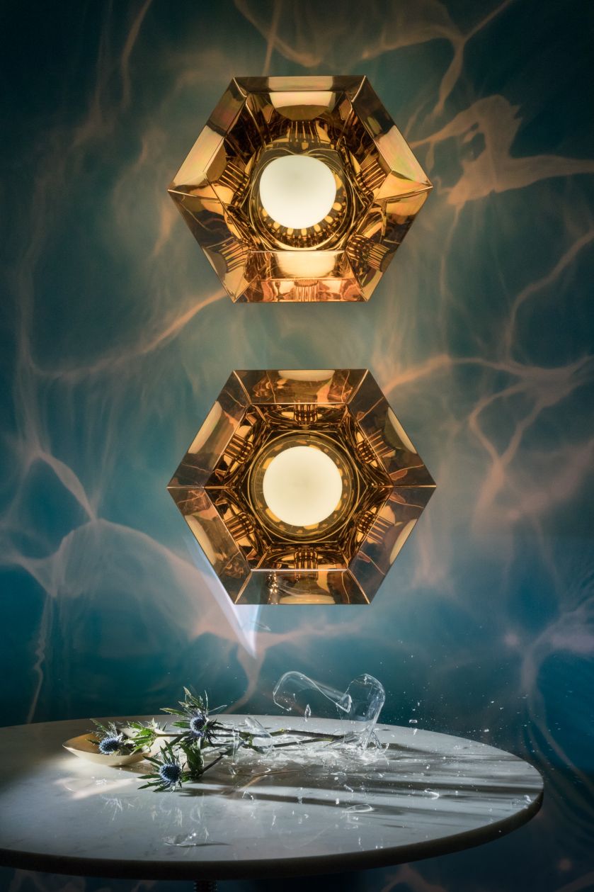 złote lampy ścienne