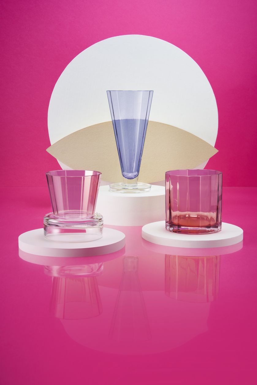 Unikalna, limitowana kolekcja to efekt współpracy marki Krosno ze światowej sławy projektantem – Karimem Rashidem.