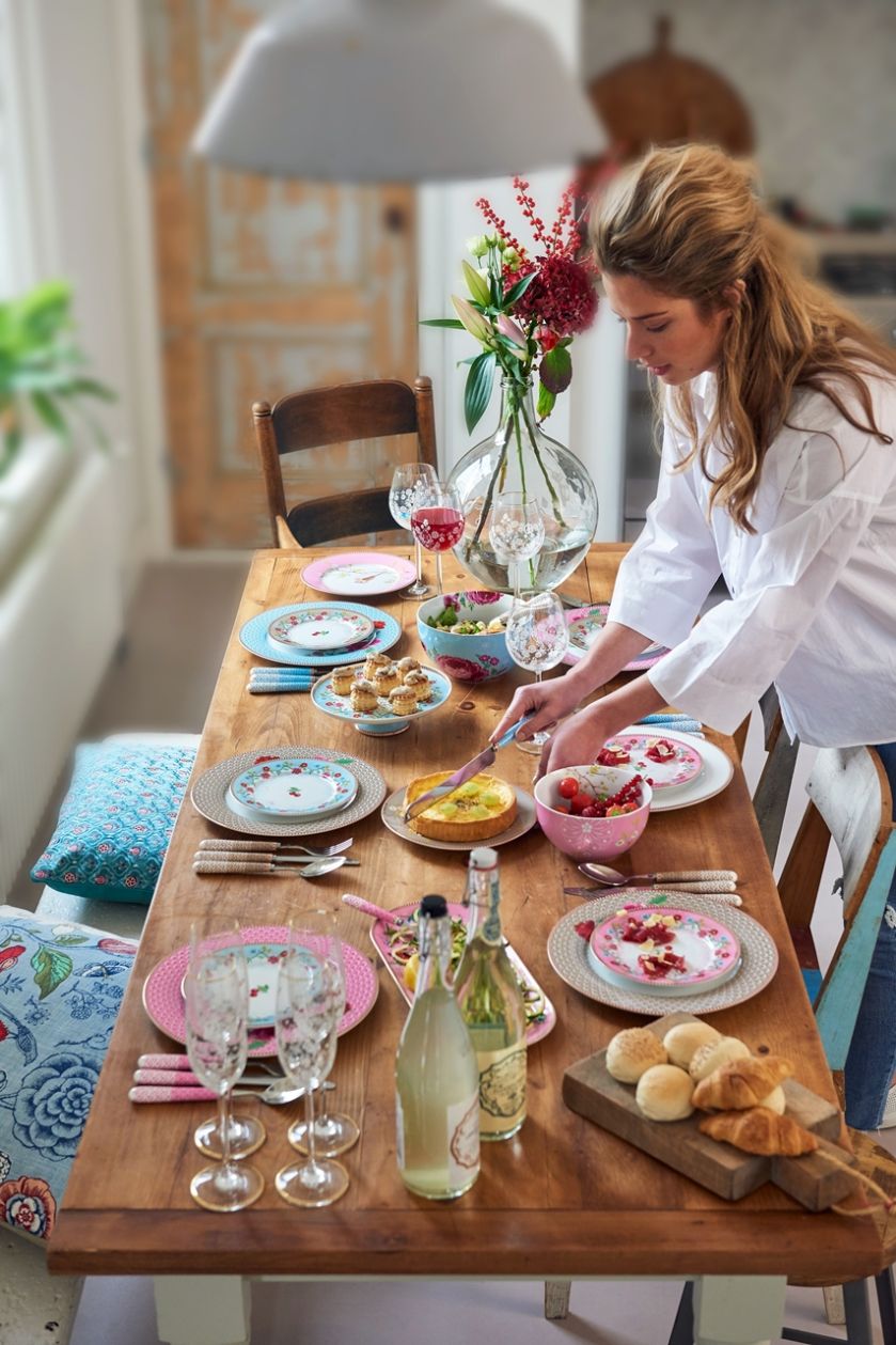 Porcelana z kolekcji Floral. PIP Studio – kolorowe i niebanalne dekoracje