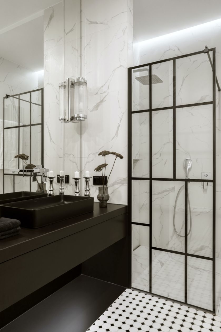 czarna umywalka w łazience