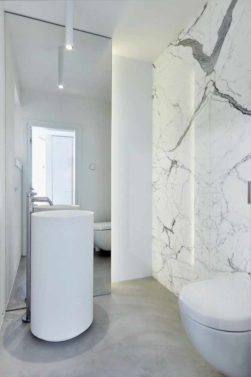 Architektura i las: nowoczesny dom z 65-metrowym tarasem