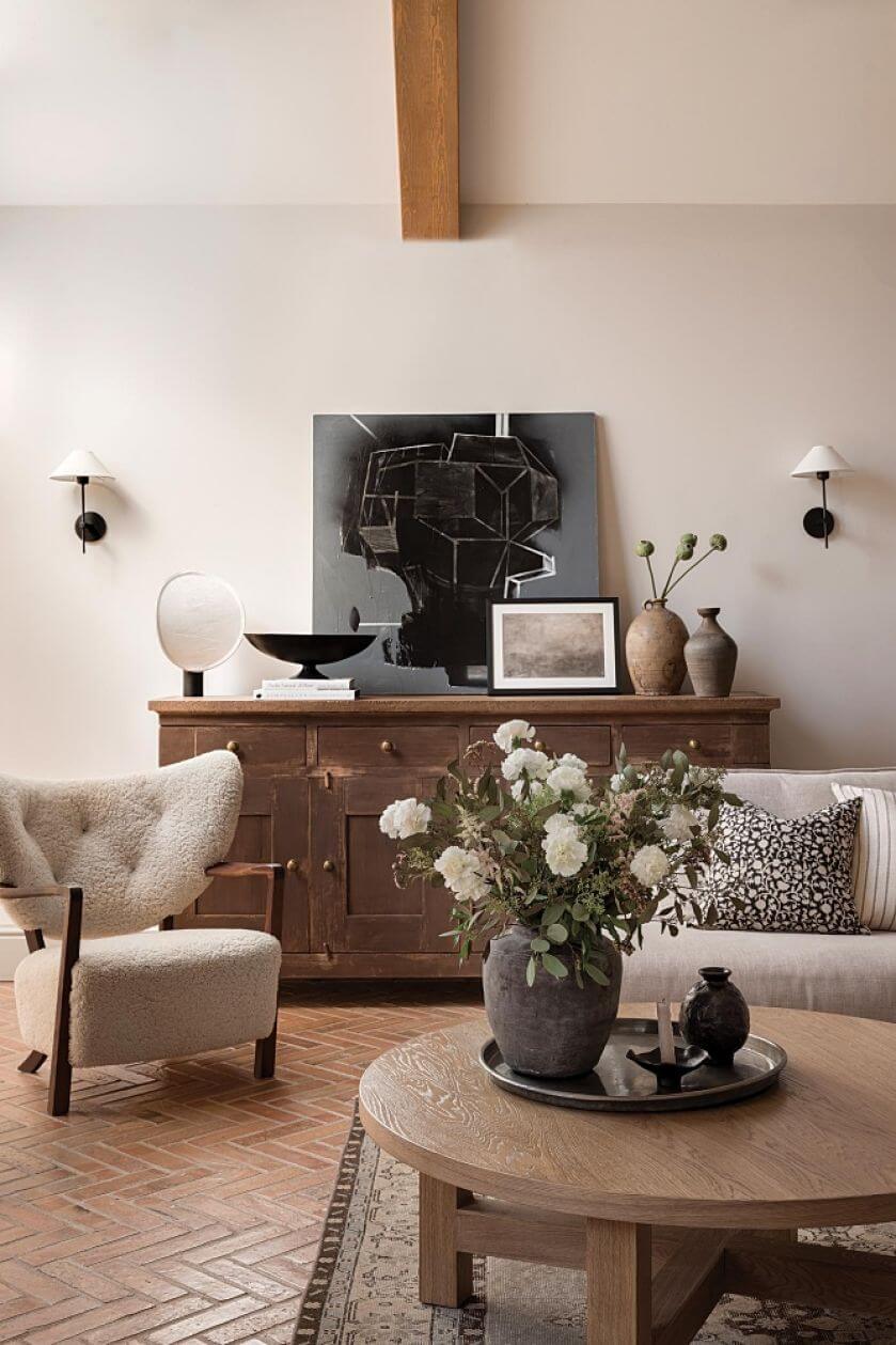 cegła drewno i meble z odzysku w mazurskim domu