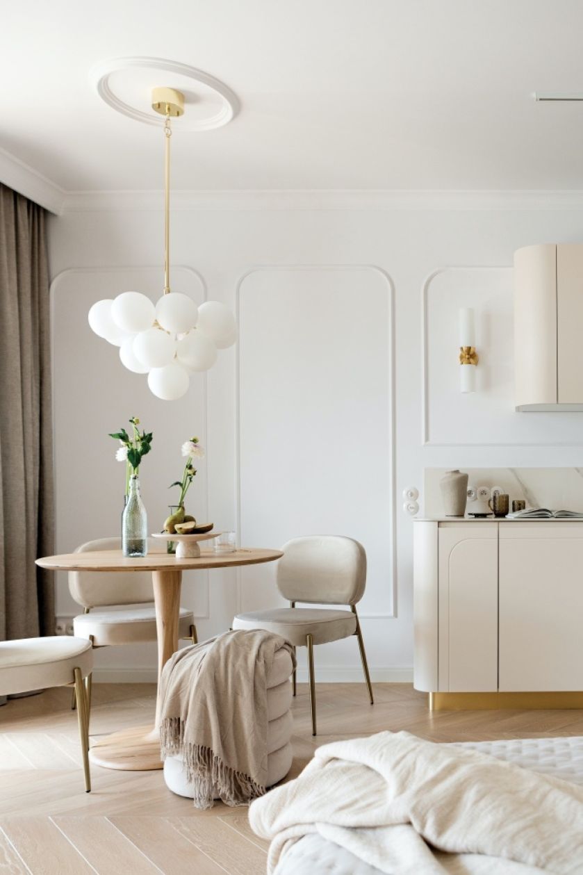 jak wykończyć ścianę za stołem w małej kuchni