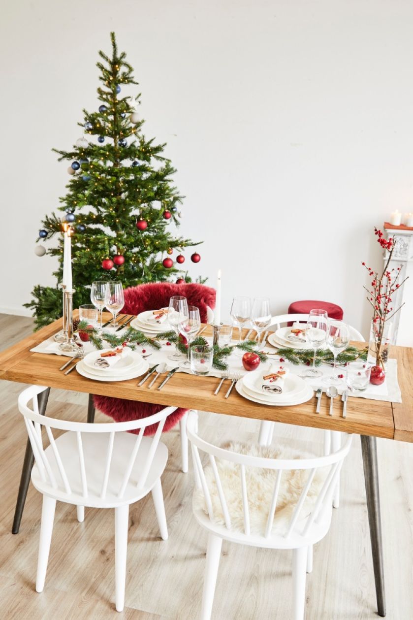 DEKORACJA STOŁU NA WIGILIĘ