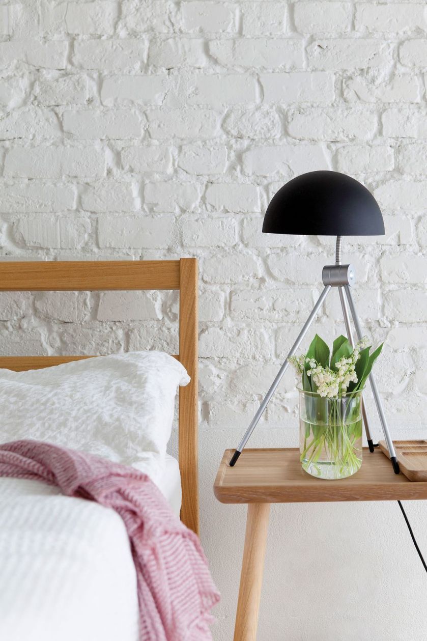 Biała sypialnia - meble, dodatki, aranżacje