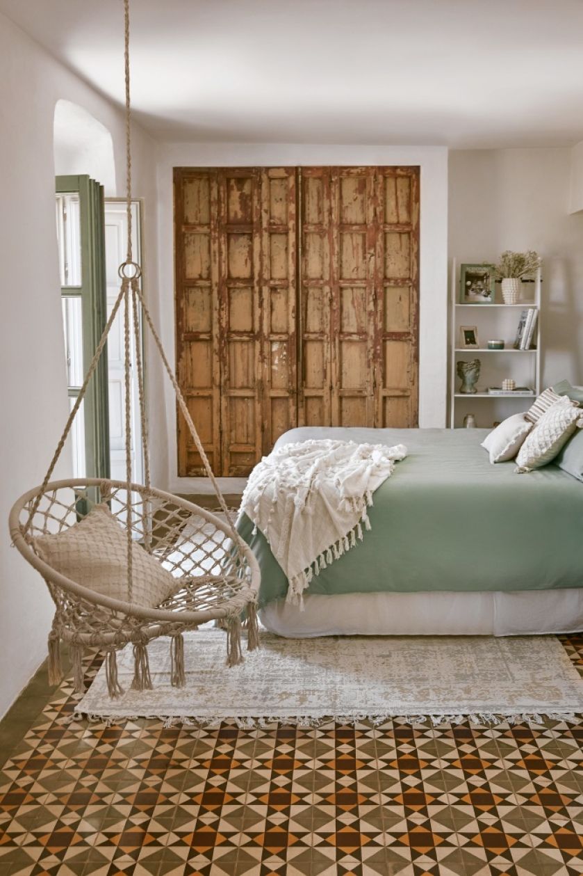 huśtawka bujane siedzisko w sypialni