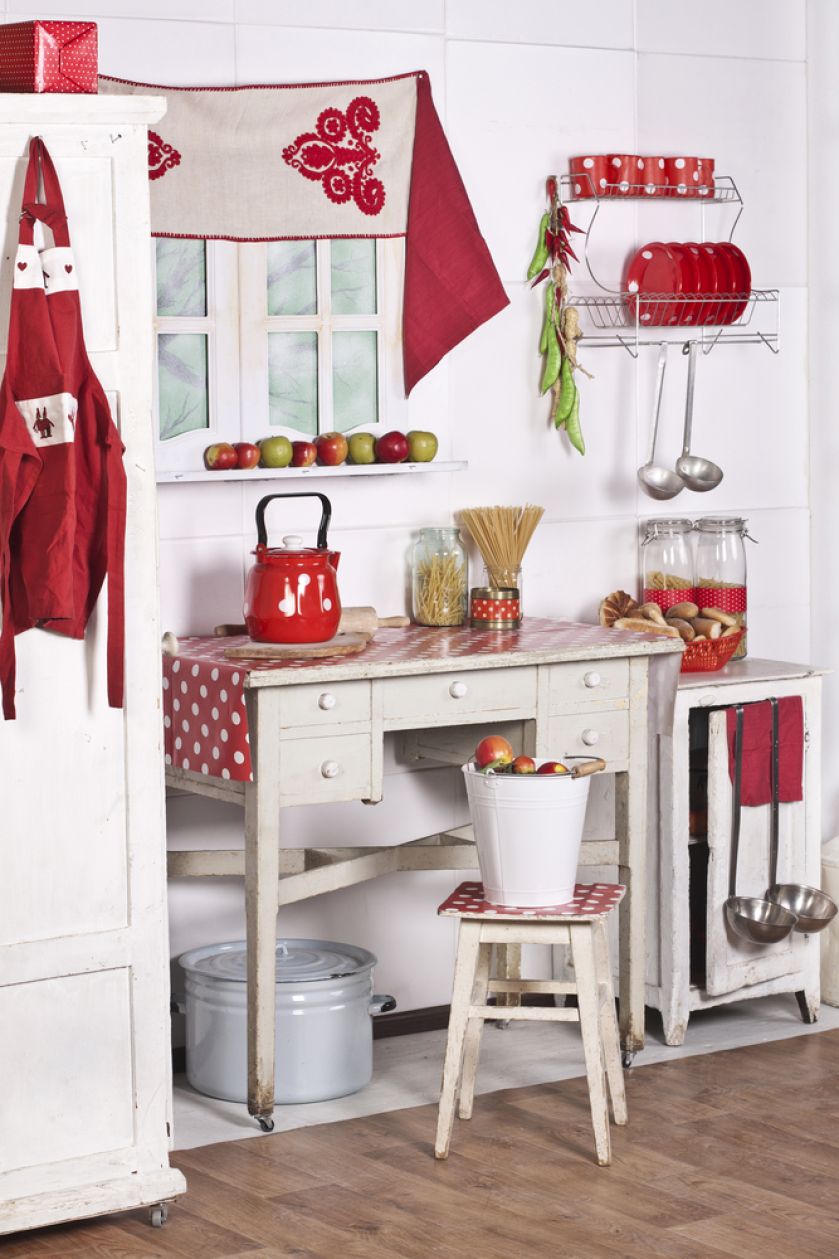 Kilka czerwonych akcentów w kuchni nada jej wyrazistego smaku. W kolorze pieprzu cayenne może być