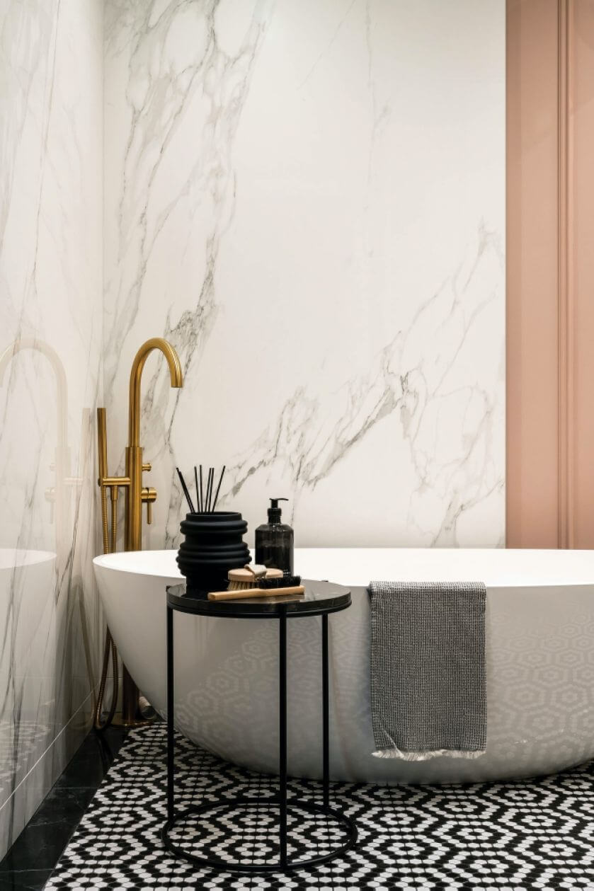 łazienka róż i czarny