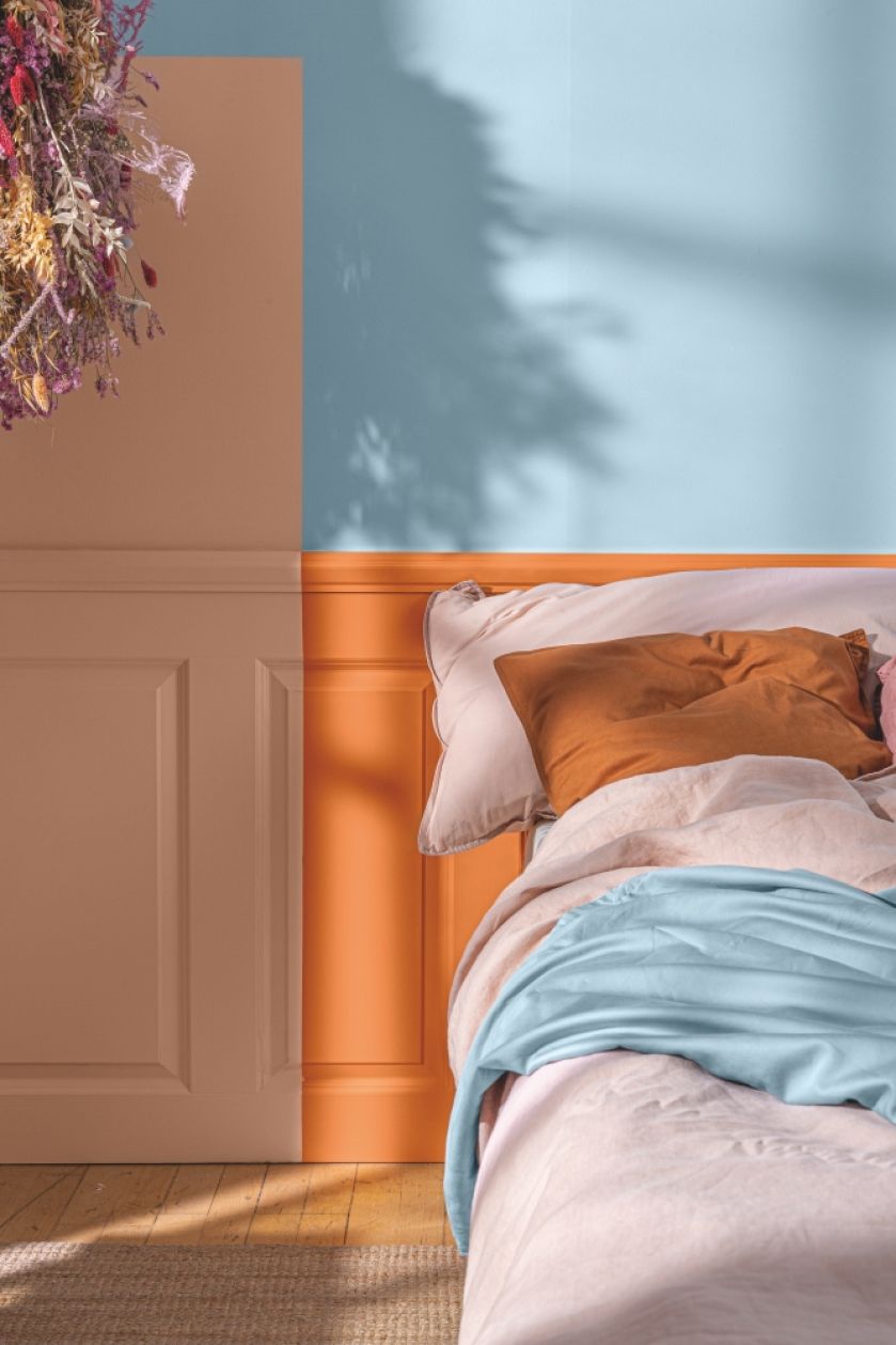 kolorowe panele ścienne w sypialni