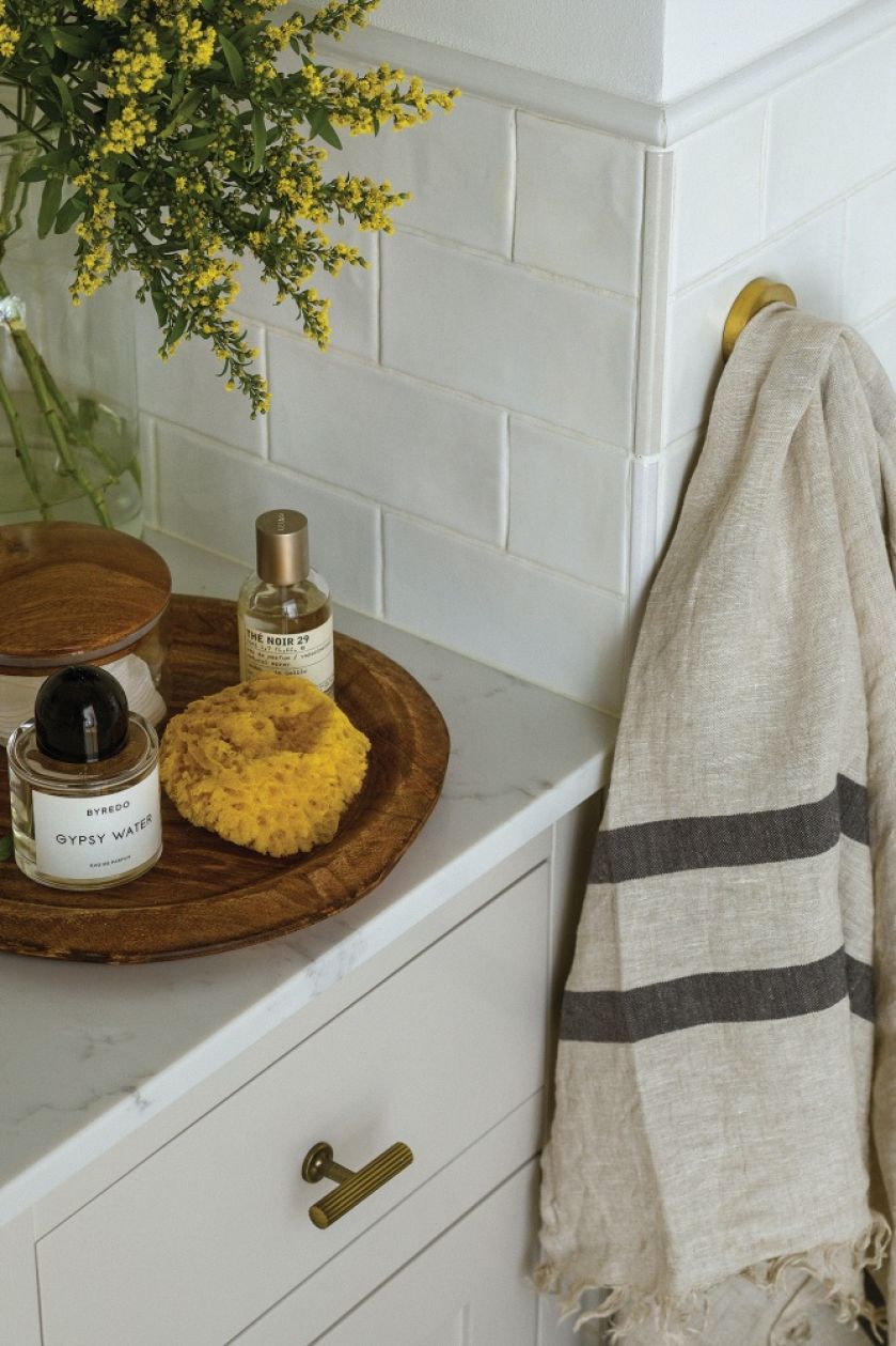 łazienka w stylu naturalnym w mieszkaniu