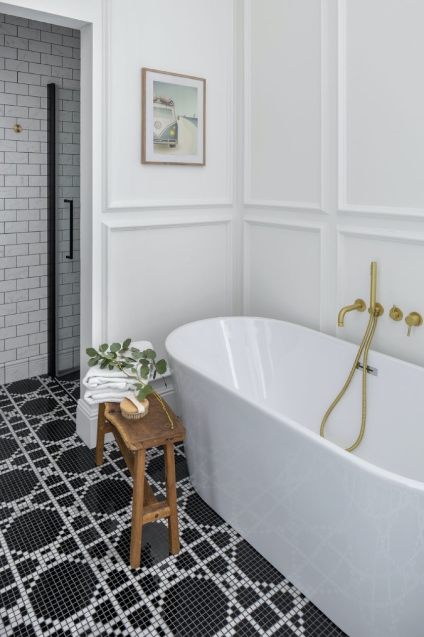 łazienka z wanną i prysznicem zdjęcia aranżacje