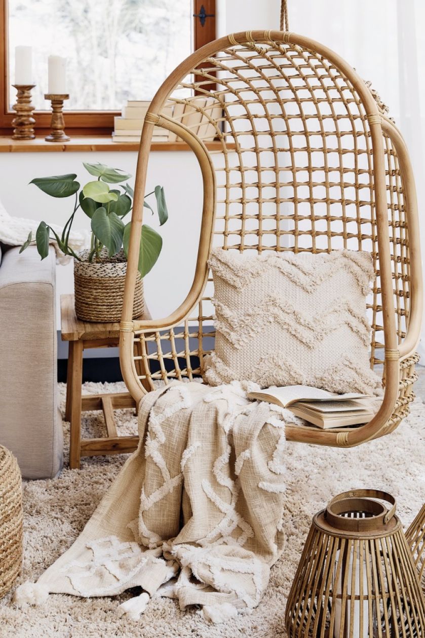 letnie dodatki do salonu fotel wiszący