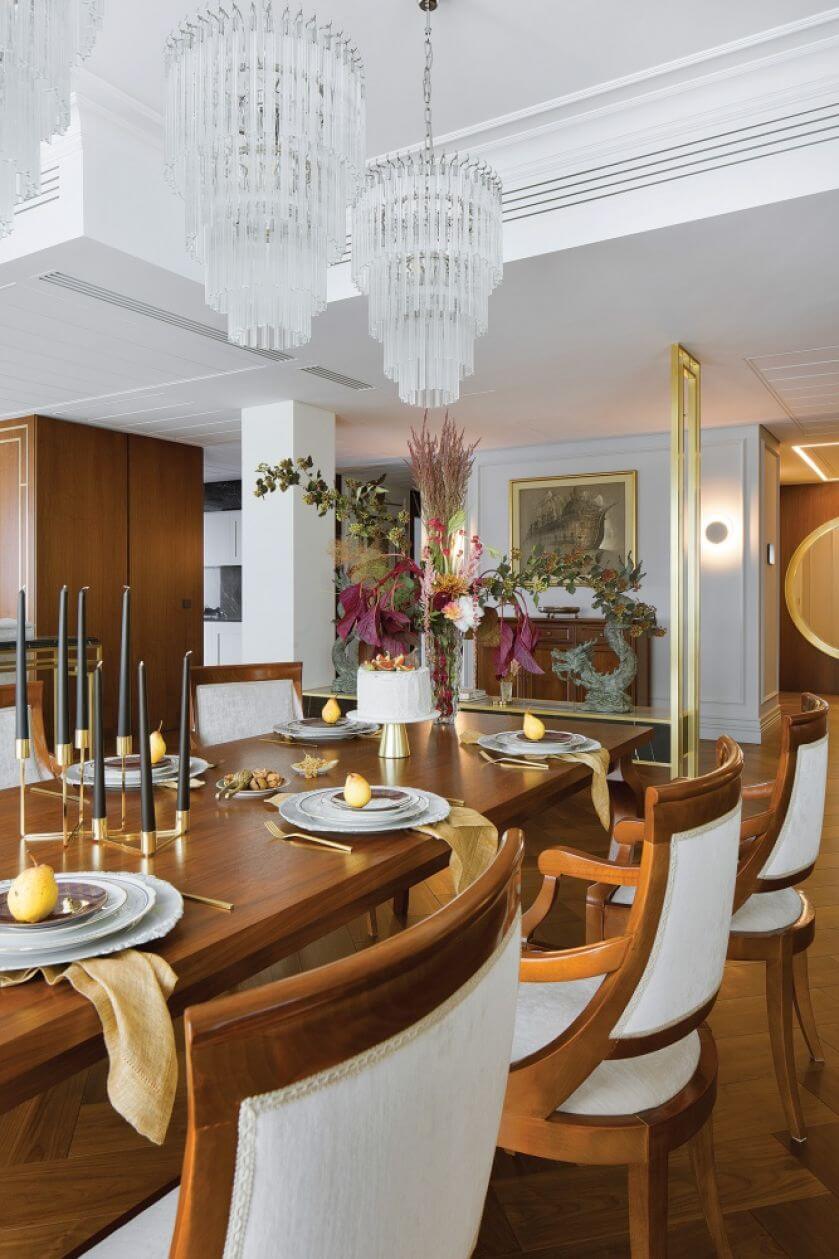 Luksusowe wnętrza: marmury, drewno i artdecowskie dekoracje