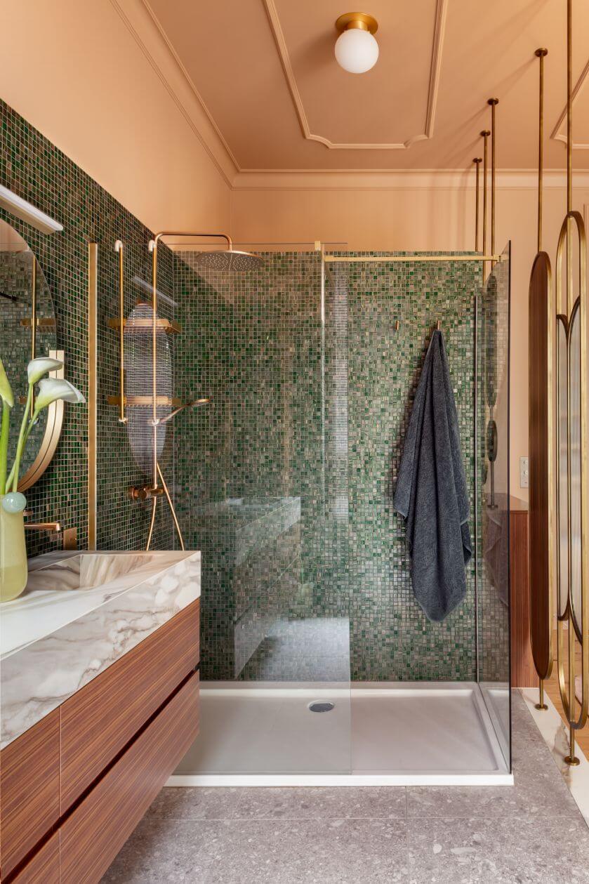 luksusowa łazienka w historycznej kamienicy