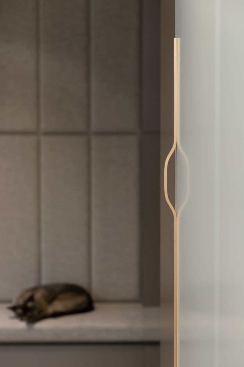 tapicerowane siedzisko w holu