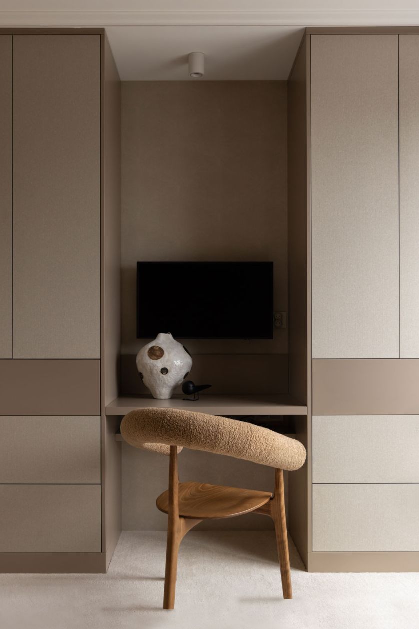 Kącik do pracy w sypialni