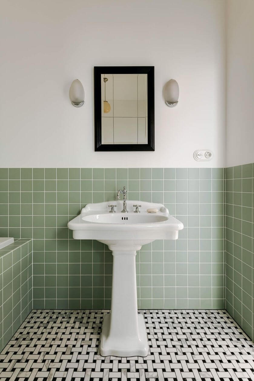 płytki łazienkowe w kratkę