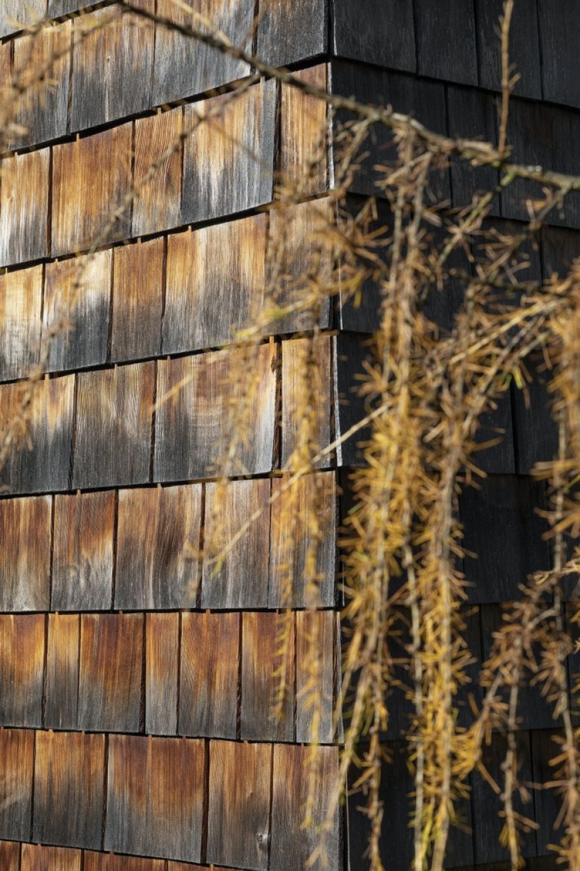 nowoczesny dom z naturalnych materiałów