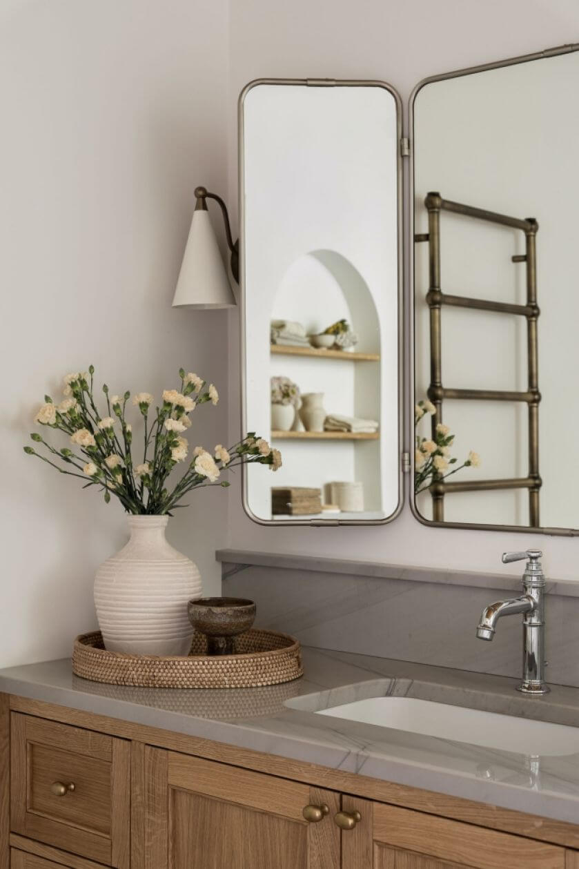 przytulna łazienka szara z drewnem