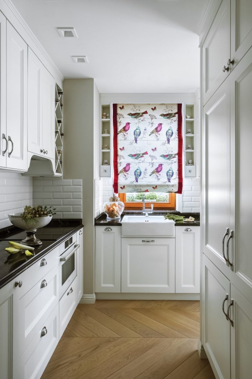 jak zasłonić okno w kuchni