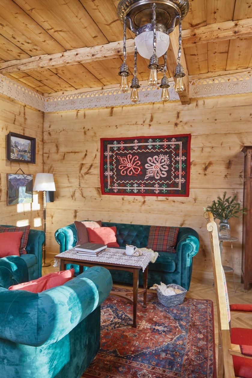 wystrój salonu w stylu góralskim