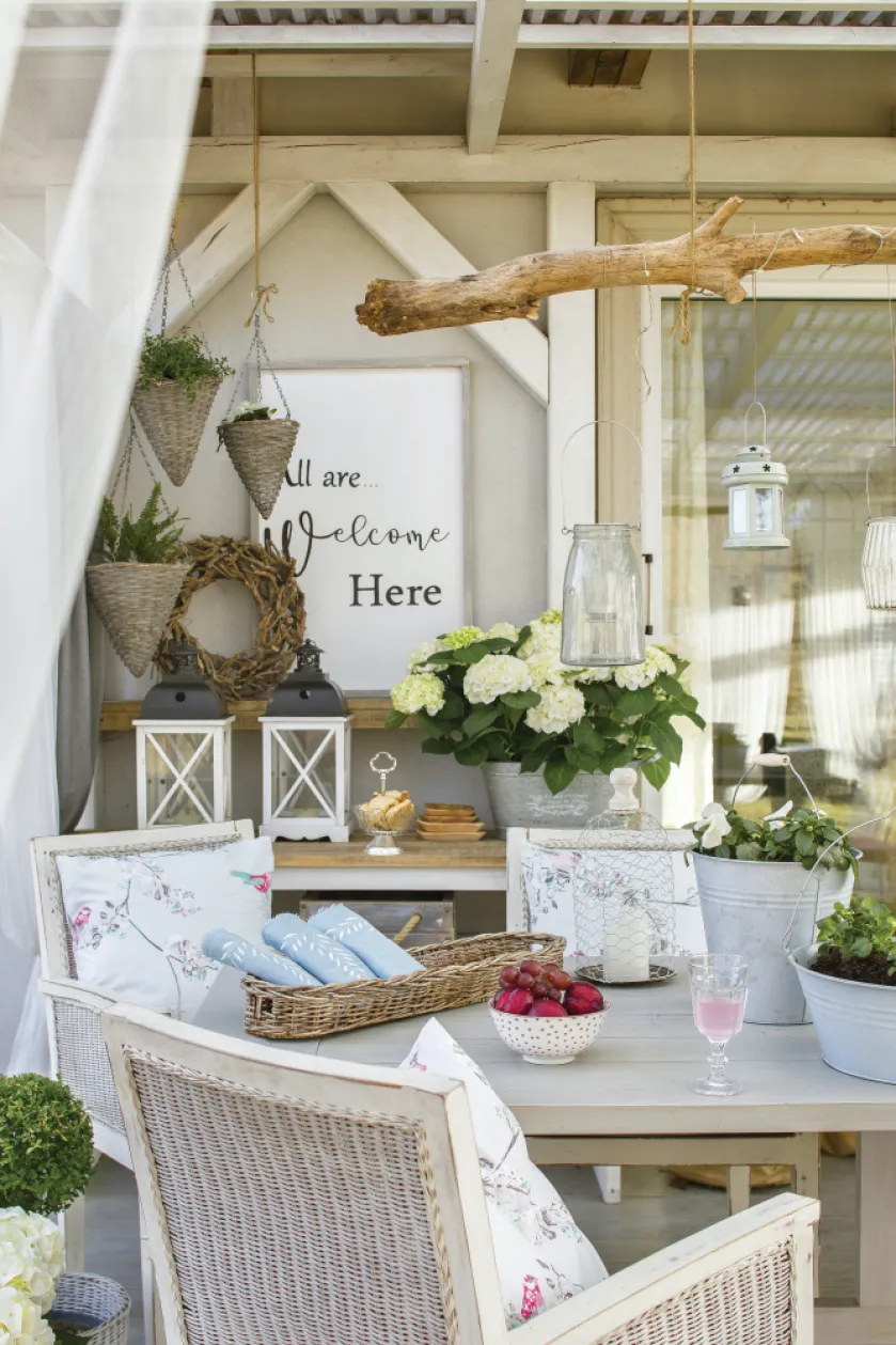 balkon taras w stylu shabby chic