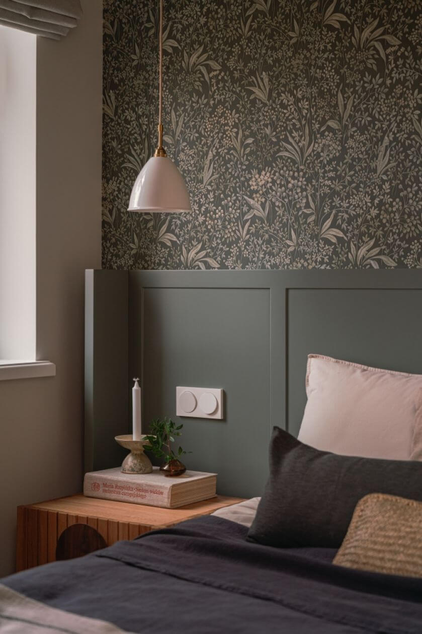 zielona sypialnia w domu na warmińskiej wsi