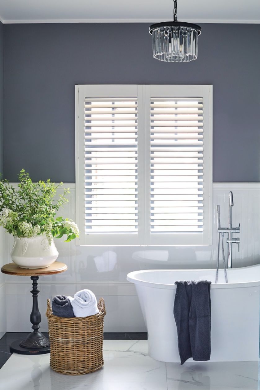 biało szara łazienka aranżacje