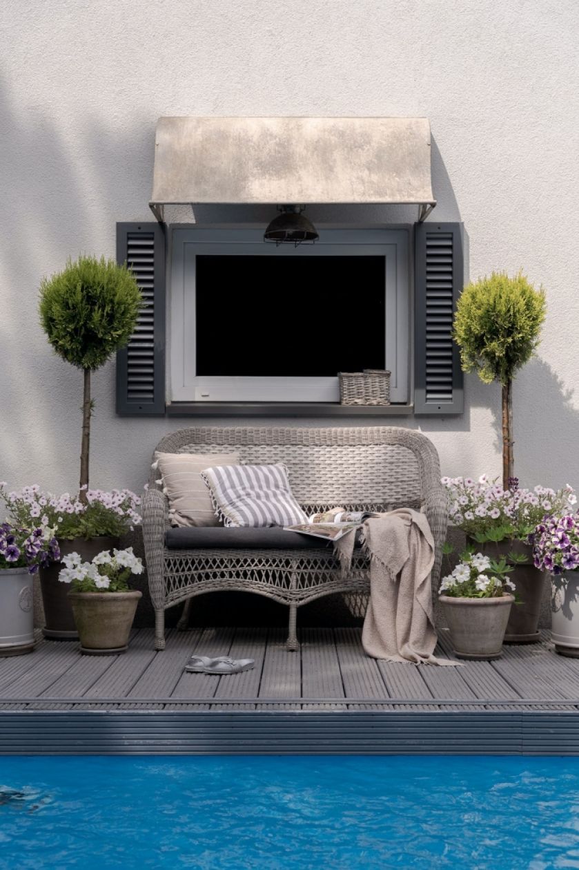 taras nad basenem aranżacja