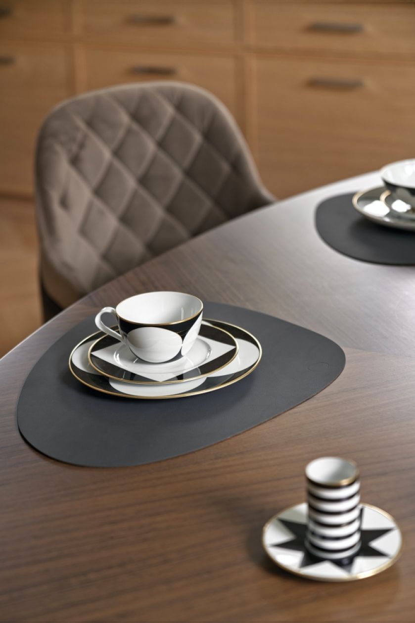 wnętrza modernistycznej willi