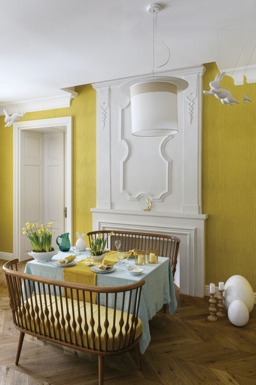 stół wielkanocny żółty